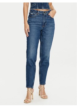 Guess Jeansy W5RA0D D5M44 Granatowy Regular Fit ze sklepu MODIVO w kategorii Jeansy damskie - zdjęcie 182651104