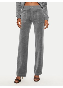 Juicy Couture Spodnie dresowe Del Ray JCAP180 Szary Regular Fit ze sklepu MODIVO w kategorii Spodnie damskie - zdjęcie 182651381