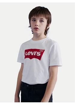 Levi's® T-Shirt 9E8157-001 Biały Regular Fit ze sklepu MODIVO w kategorii Bluzki dziewczęce - zdjęcie 182651764