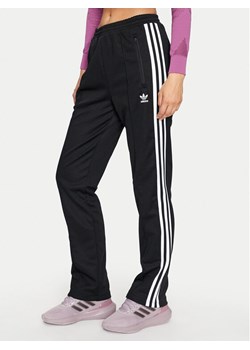 adidas Spodnie dresowe Beckenbauer IW3171 Czarny Regular Fit - id: 0000303914653 - marki adidas - 182653962 adidas Spodnie dresowe Beckenbauer IW3171 Czarny Regular Fit ze sklepu MODIVO w kategorii Spodnie damskie - zdjęcie 182653962