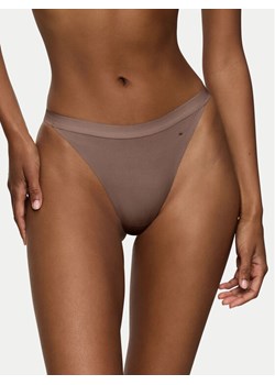 Triumph Stringi Smart Natural 10214484 Brązowy ze sklepu MODIVO w kategorii Majtki damskie - zdjęcie 182653991