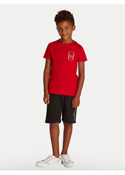 Tommy Hilfiger T-Shirt KB0KB09536 D Czerwony Regular Fit ze sklepu MODIVO w kategorii T-shirty chłopięce - zdjęcie 182654371