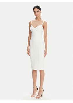 Elisabetta Franchi Sukienka koktajlowa AB-702-51E2 Biały Regular Fit ze sklepu MODIVO w kategorii Sukienki - zdjęcie 182654493