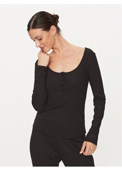 Guess Bluzka O3BP01 KBXB2 Czarny Slim Fit ze sklepu MODIVO w kategorii Bluzki damskie - zdjęcie 182654804