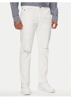 Tommy Jeans Jeansy Ryan DM0DM18761 Biały Straight Fit ze sklepu MODIVO w kategorii Jeansy męskie - zdjęcie 182656130