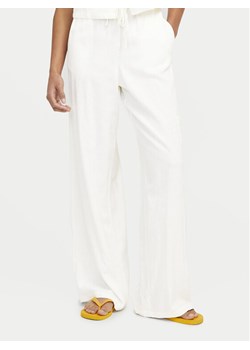JJXX Spodnie materiałowe Breeze 12269769 Biały Wide Leg ze sklepu MODIVO w kategorii Spodnie damskie - zdjęcie 182656423