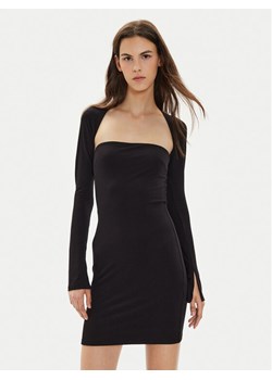 Gina Tricot Sukienka codzienna 23511 Czarny Slim Fit ze sklepu MODIVO w kategorii Sukienki - zdjęcie 182657024