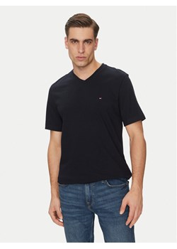 Tommy Hilfiger T-Shirt Essential V-Neck Tee MW0MW39249 Granatowy Regular Fit ze sklepu MODIVO w kategorii T-shirty męskie - zdjęcie 182657982