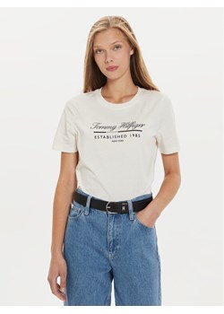 Tommy Hilfiger T-Shirt Script Graphic WW0WW43502 Écru Regular Fit ze sklepu MODIVO w kategorii Bluzki damskie - zdjęcie 182658254