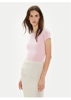 Gina Tricot T-Shirt 21287 Różowy Slim Fit ze sklepu MODIVO w kategorii Bluzki damskie - zdjęcie 182658472