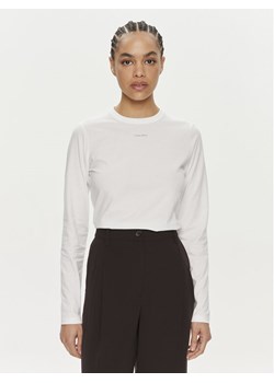 Calvin Klein Bluzka Nano Logo K20K207572 Biały Regular Fit ze sklepu MODIVO w kategorii Bluzki damskie - zdjęcie 182658852