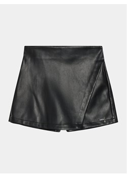 Guess Szorty z imitacji skóry J4RD04 WE8D0 Czarny Regular Fit ze sklepu MODIVO w kategorii Spodenki dziewczęce - zdjęcie 182659282
