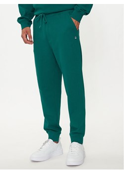 United Colors Of Benetton Spodnie dresowe 342ZUF01B Zielony Regular Fit ze sklepu MODIVO w kategorii Spodnie męskie - zdjęcie 182659602