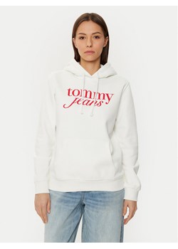 Tommy Jeans Bluza DW0DW20170 Écru Regular Fit ze sklepu MODIVO w kategorii Bluzy damskie - zdjęcie 182659894