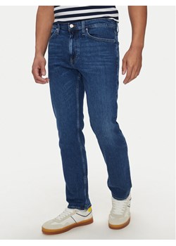 Tommy Jeans Jeansy Ryan DM0DM20178 Niebieski Straight Fit ze sklepu MODIVO w kategorii Jeansy męskie - zdjęcie 182659982