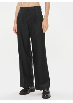 Tommy Hilfiger Spodnie materiałowe WW0WW39707 Czarny Wide Leg ze sklepu MODIVO w kategorii Spodnie damskie - zdjęcie 182660121