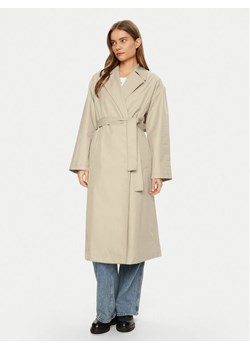 Calvin Klein Trencz 00040WL546 Beżowy Regular Fit ze sklepu MODIVO w kategorii Płaszcze damskie - zdjęcie 182660300