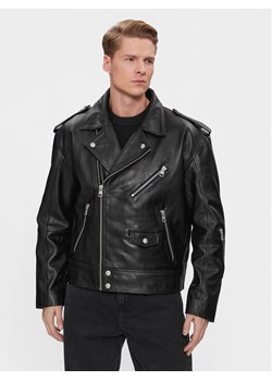 Calvin Klein Jeans Kurtka skórzana J30J323398 Czarny Oversize ze sklepu MODIVO w kategorii Kurtki męskie - zdjęcie 182660502