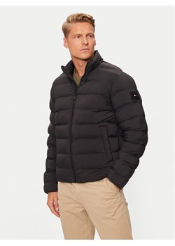 Tommy Hilfiger Kurtka zimowa MW0MW37259 Czarny Regular Fit ze sklepu MODIVO w kategorii Kurtki męskie - zdjęcie 182660611