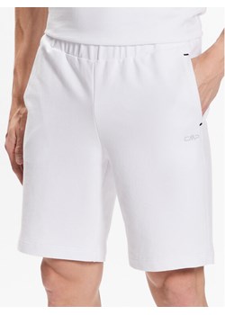CMP Szorty materiałowe 33D7277 Biały Regular Fit ze sklepu MODIVO w kategorii Spodenki męskie - zdjęcie 182662150