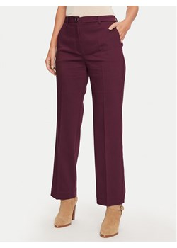 Guess Spodnie materiałowe Zoe W4BB16 WGIH2 Bordowy Regular Fit - id: 0000304250217 - marki Guess - 182662432 Guess Spodnie materiałowe Zoe W4BB16 WGIH2 Bordowy Regular Fit ze sklepu MODIVO w kategorii Spodnie damskie - zdjęcie 182662432