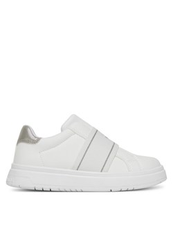 Calvin Klein Jeans Sneakersy V3A9-82017-1355 M Biały - id: 0000305120465 - marki Calvin Klein - 182662833 Calvin Klein Jeans Sneakersy V3A9-82017-1355 M Biały ze sklepu MODIVO w kategorii Buty sportowe dziecięce - zdjęcie 182662833