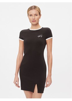 Tommy Jeans Sukienka codzienna Bodycon DW0DW17409 Czarny Slim Fit ze sklepu MODIVO w kategorii Sukienki - zdjęcie 182662963