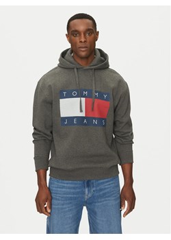 Tommy Jeans Bluza DM0DM20591 Szary Relaxed Fit ze sklepu MODIVO w kategorii Bluzy męskie - zdjęcie 182663251