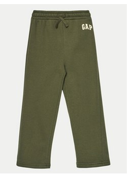 Gap Spodnie materiałowe 645346-01 Zielony Regular Fit ze sklepu MODIVO w kategorii Spodnie dziewczęce - zdjęcie 182663720