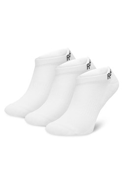 Reebok Zestaw 3 par niskich skarpet unisex R0356-SS24 (3-pack) Biały ze sklepu MODIVO w kategorii Skarpetki damskie - zdjęcie 182663954