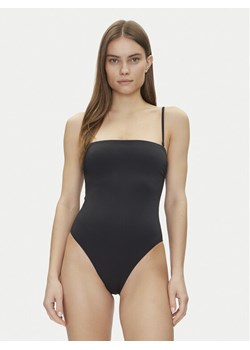 Calvin Klein Swimwear Strój kąpielowy Bandeau One Piece-Rp KW0KW02709 Czarny ze sklepu MODIVO w kategorii Stroje kąpielowe - zdjęcie 182664434