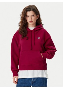 Tommy Jeans Bluza Badge DW0DW19414 Różowy Boxy Fit ze sklepu MODIVO w kategorii Bluzy damskie - zdjęcie 182664530