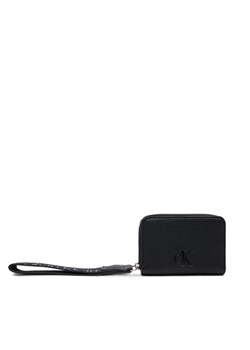 Calvin Klein Jeans Mały Portfel Damski Ultralight Md Zip W/ Wristlet LV04K1024G Czarny - id: 8721107873305 - marki Calvin Klein - 182665261 Calvin Klein Jeans Mały Portfel Damski Ultralight Md Zip W/ Wristlet LV04K1024G Czarny ze sklepu MODIVO w kategorii Portfele damskie - zdjęcie 182665261