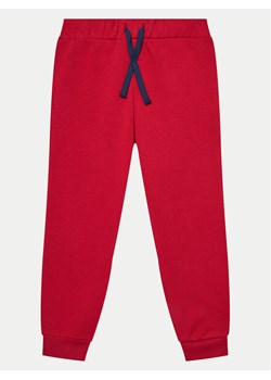 United Colors Of Benetton Spodnie dresowe 3J70GF010 Czerwony Regular Fit ze sklepu MODIVO w kategorii Spodnie dziewczęce - zdjęcie 182665451