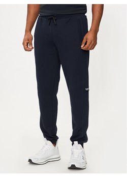 EA7 Emporio Armani Spodnie dresowe 6DPP58 PJVTZ Granatowy Regular Fit - id: 0000304212253 - marki Emporio Armani - 182665952 EA7 Emporio Armani Spodnie dresowe 6DPP58 PJVTZ Granatowy Regular Fit ze sklepu MODIVO w kategorii Spodnie męskie - zdjęcie 182665952