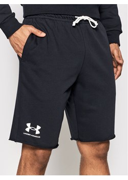 Under Armour Szorty sportowe Ua Rival Terry 1361631 Czarny Regular Fit ze sklepu MODIVO w kategorii Spodenki męskie - zdjęcie 182667173
