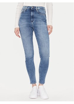 Tommy Jeans Jeansy Sylvia Hgh Skn Bi0234 Co DW0DW20655 Niebieski Slim Fit ze sklepu MODIVO w kategorii Jeansy damskie - zdjęcie 182667391
