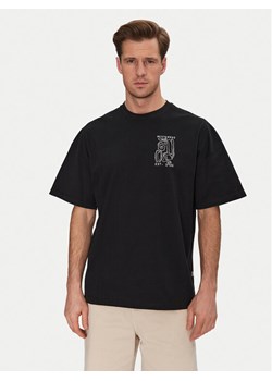 Resteröds T-Shirt Dev 20251 2055 Czarny Regular Fit ze sklepu MODIVO w kategorii T-shirty męskie - zdjęcie 182668734