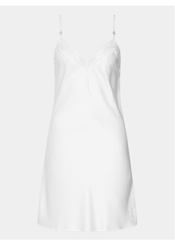 Chantelle Koszula nocna Orchids C11U40 Écru Regular Fit ze sklepu MODIVO w kategorii Koszule nocne - zdjęcie 182669800