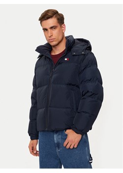 Tommy Jeans Kurtka puchowa Alaska DM0DM20479 Granatowy Regular Fit ze sklepu MODIVO w kategorii Kurtki męskie - zdjęcie 182669921