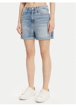 Calvin Klein Jeans Szorty jeansowe J20J225152 Niebieski Mom Fit ze sklepu MODIVO w kategorii Szorty - zdjęcie 182671834
