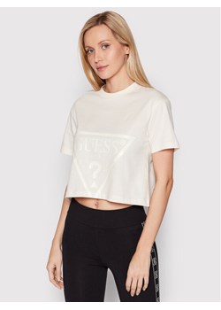 Guess T-Shirt V2YI06 K8HM0 Beżowy Regular Fit ze sklepu MODIVO w kategorii Bluzki damskie - zdjęcie 182672172