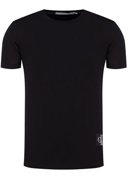 Calvin Klein Jeans T-Shirt Essential J30J315319 Czarny Regular Fit ze sklepu MODIVO w kategorii T-shirty męskie - zdjęcie 182673063