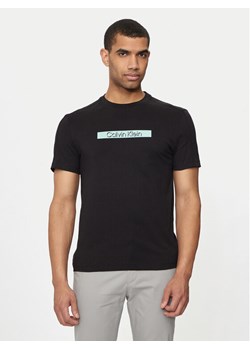 Calvin Klein T-Shirt Shadow Logo K10K113110 Czarny Regular Fit ze sklepu MODIVO w kategorii T-shirty męskie - zdjęcie 182673351