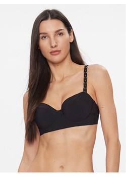 Chantelle Góra od bikini Emblem C17TM5 Czarny ze sklepu MODIVO w kategorii Biustonosze - zdjęcie 182673412