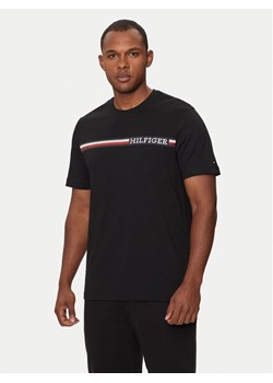 Tommy Hilfiger T-Shirt Chest Stripe MW0MW36739 Czarny Regular Fit ze sklepu MODIVO w kategorii T-shirty męskie - zdjęcie 182673760