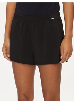 Calvin Klein Underwear Szorty piżamowe 000QS7190E Czarny Relaxed Fit ze sklepu MODIVO w kategorii Piżamy damskie - zdjęcie 182673922