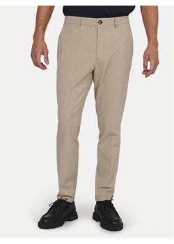Matinique Spodnie materiałowe 30205157 Beżowy Slim Leg ze sklepu MODIVO w kategorii Spodnie męskie - zdjęcie 182674170