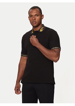 Versace Jeans Couture Polo 76GAGT00 Czarny Regular Fit ze sklepu MODIVO w kategorii T-shirty męskie - zdjęcie 182674203