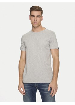 Replay T-Shirt M3590A.000.2660 Szary Regular Fit ze sklepu MODIVO w kategorii T-shirty męskie - zdjęcie 182674352